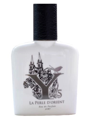 La Perle d'Orient by Y25 bottle