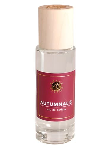 Rosa Autumnalis by Rosae Virtus bottle