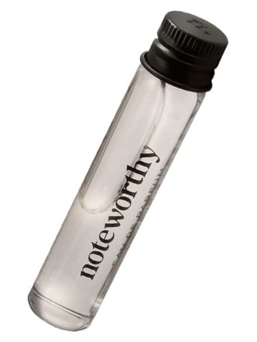 n,415 by Noteworthy bottle